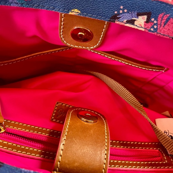 Disney Parks Dooney & Bourke Epcot Minnie Satchel Purse - Picture 10 of 12